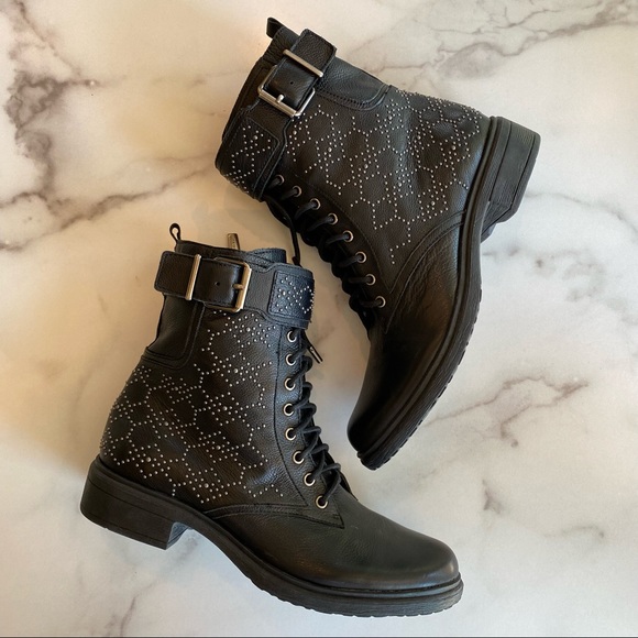 VINCE CAMUTO Black Leather Studded Moto Boot Tanowie - Picture 3 of 11